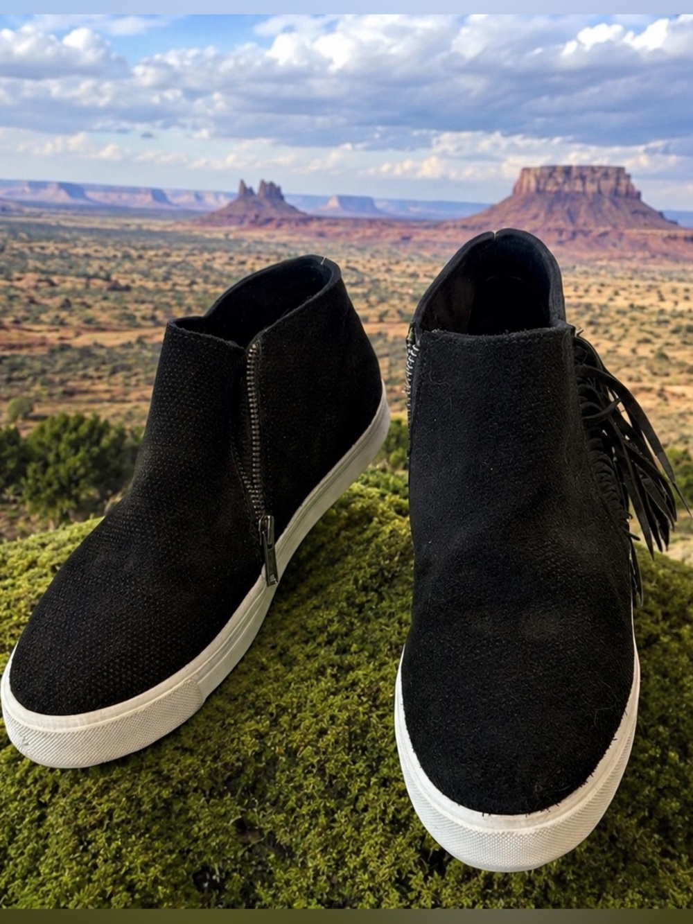 Minnetonka Gwen fringed suede ankle boots - worn lightly once for a film shoot